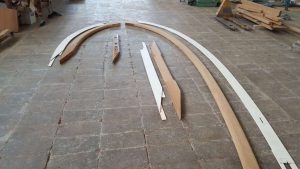 Realizzazione passamani in legno