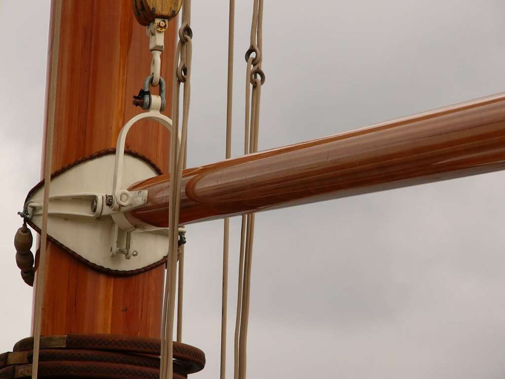 Restoration of sailing boat