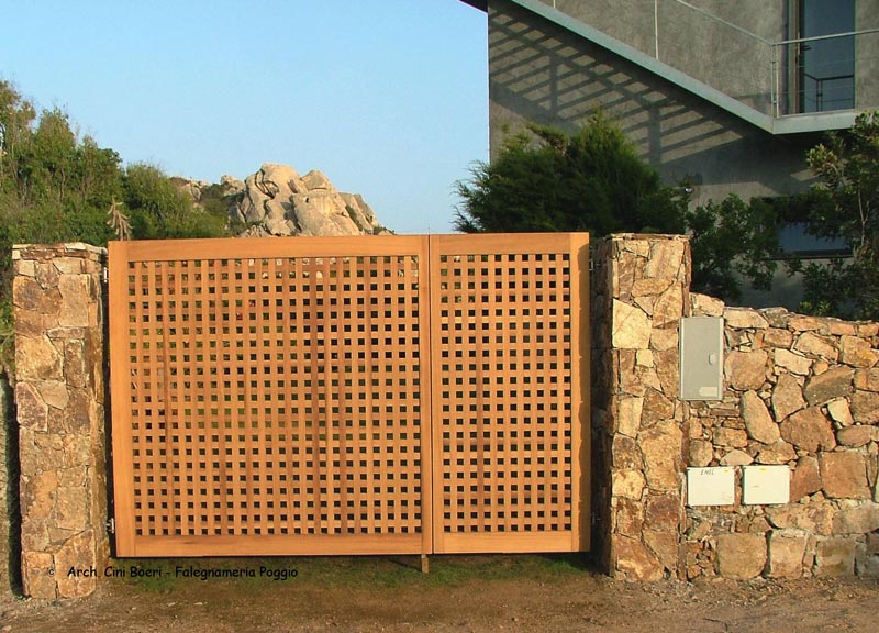 cancello in carabottino Legno Teak e Iroko